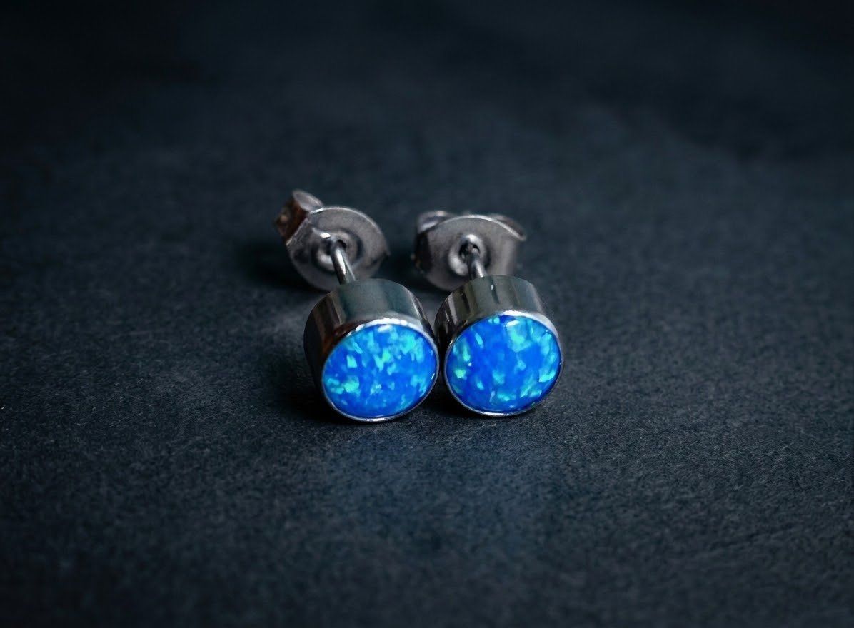 Orecchini pendenti & Orecchini a lobo: Ohrstecker aus Titanium mit Opal – Nuovo e nell'imballaggio originale da Matten b. Interlaken venduto da kero71 5
