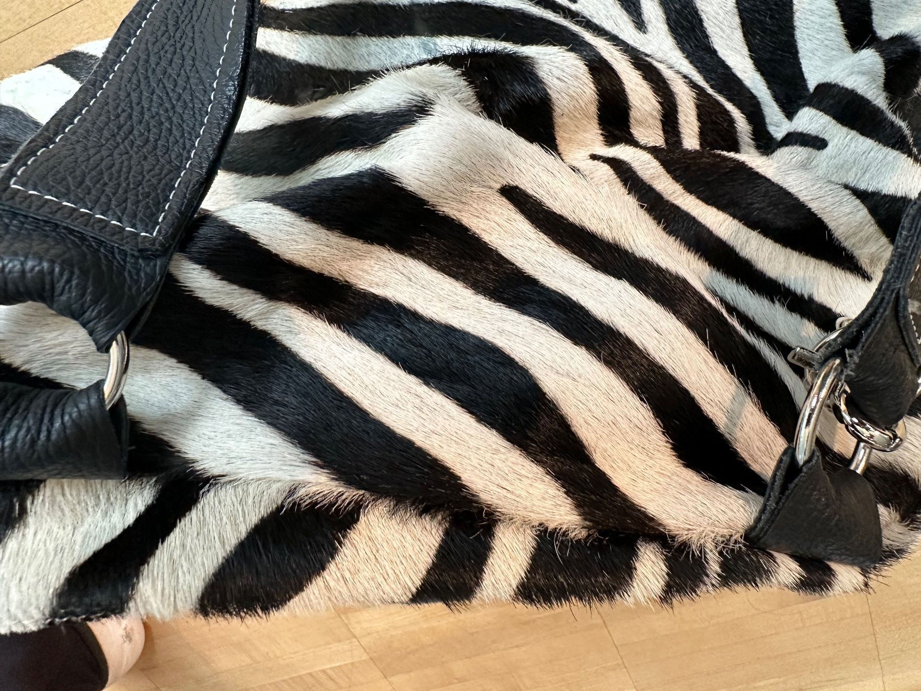Borse da donna: Fell-Tasche mit Zebra-Muster – Usato da Winterthur venduto da Hoesch007 4