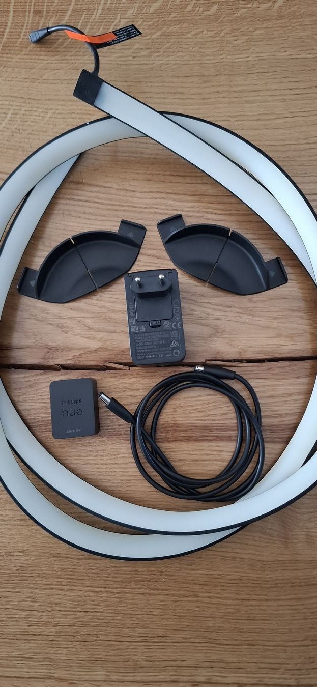 Philips Lampade: Philips Hue Play Gradient lightstrip 55 zoll – Usato da Guntershausen venduto da Jtattoo