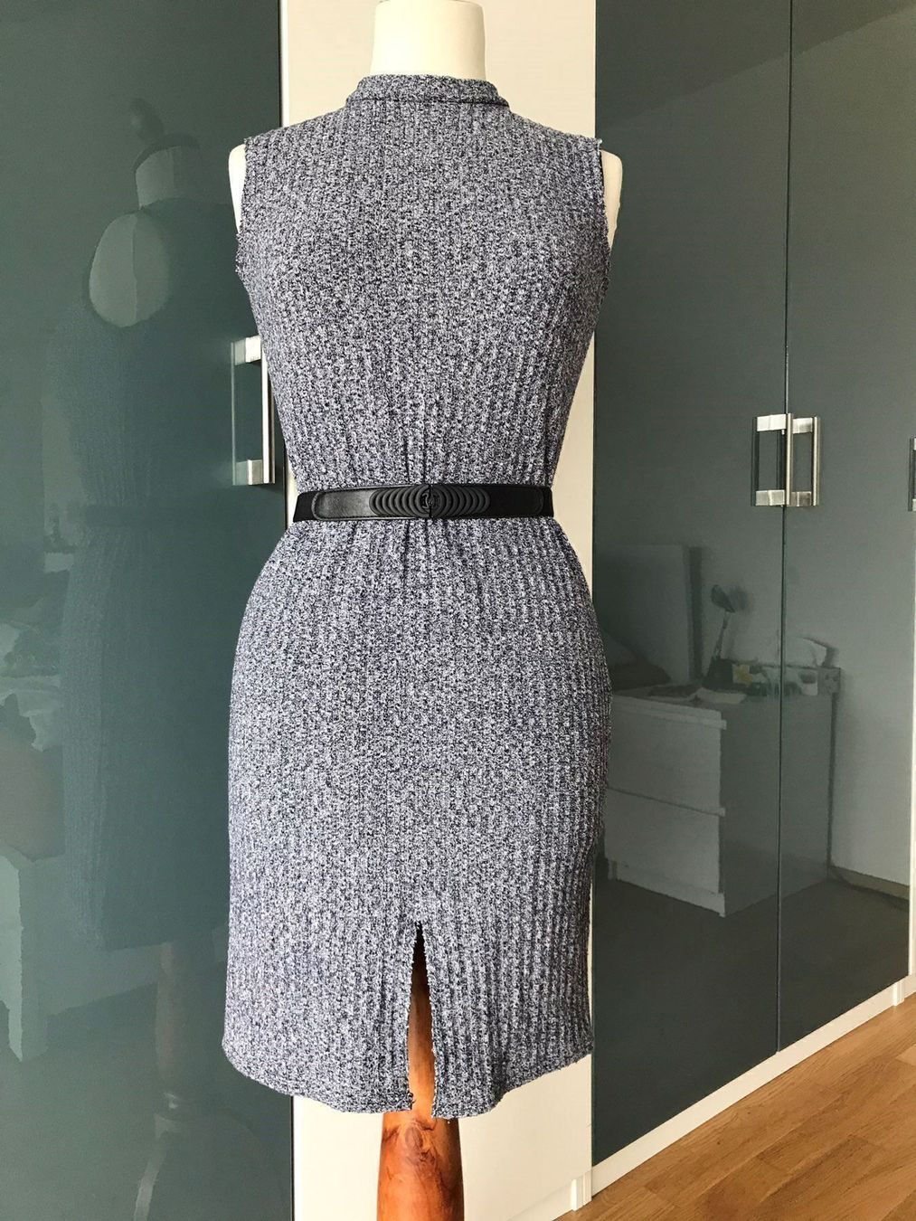 Vestiti: Elastisch Strickkleid 38 M blau und – Usato da Dübendorf venduto da Levintreyer 1