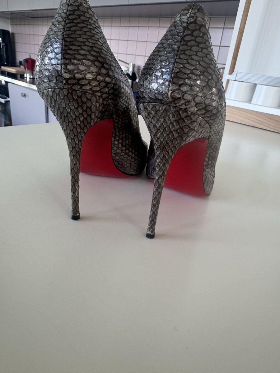 Christian Louboutin Scarpe da donna: Snake skin Louboutin 40.5 – Usato da Zollikon venduto da eni_nh5w