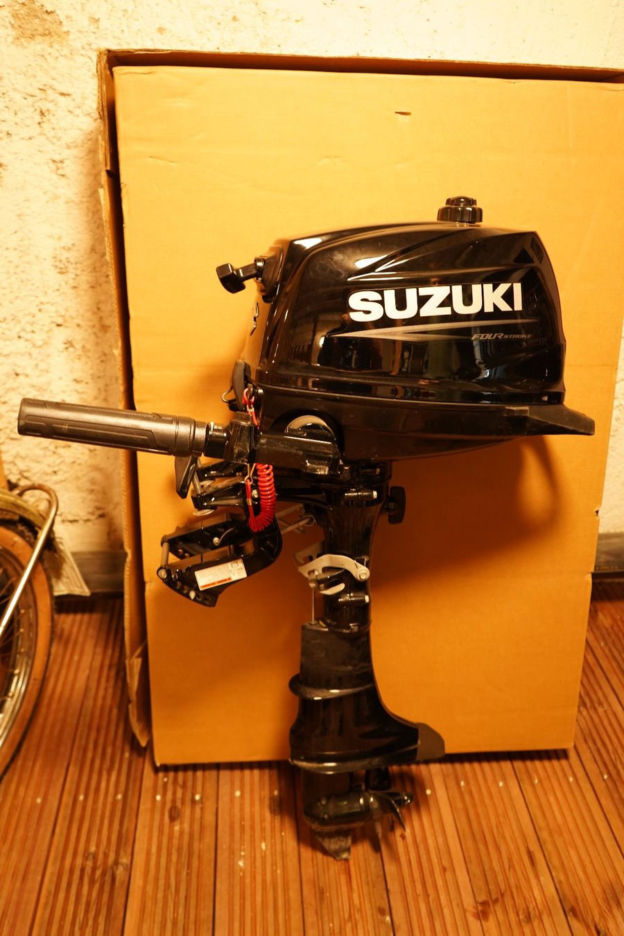 Suzuki Motori: Suzuki DF6AS 4-Takt Aussenbordmotor, ca. 25 Std. – Usato da Zürich venduto da LORJOR 1