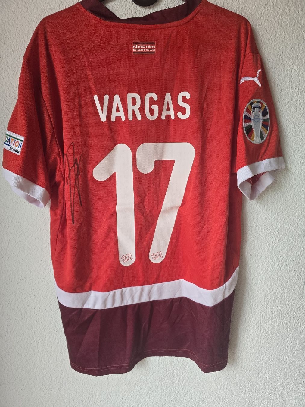 Puma Canottiere & Pantaloni: Ruben Vargas  – Nuovo (secondo la descrizione) da Zumikon venduto da raphaels199