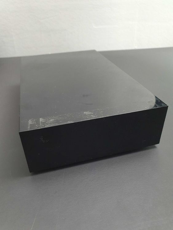 Lacie Dischi rigidi: LaCie Neil Poulton 1TB Festplatte - Top Zustand, getestet! – Usato da Zürich venduto da elhopper