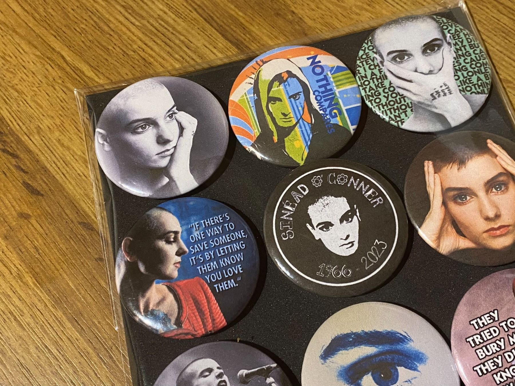 Placchette & Badge: Shinead O'Conner Magnete – Nuovo (secondo la descrizione) da Basel venduto da FatCatPacksTheRatt 5