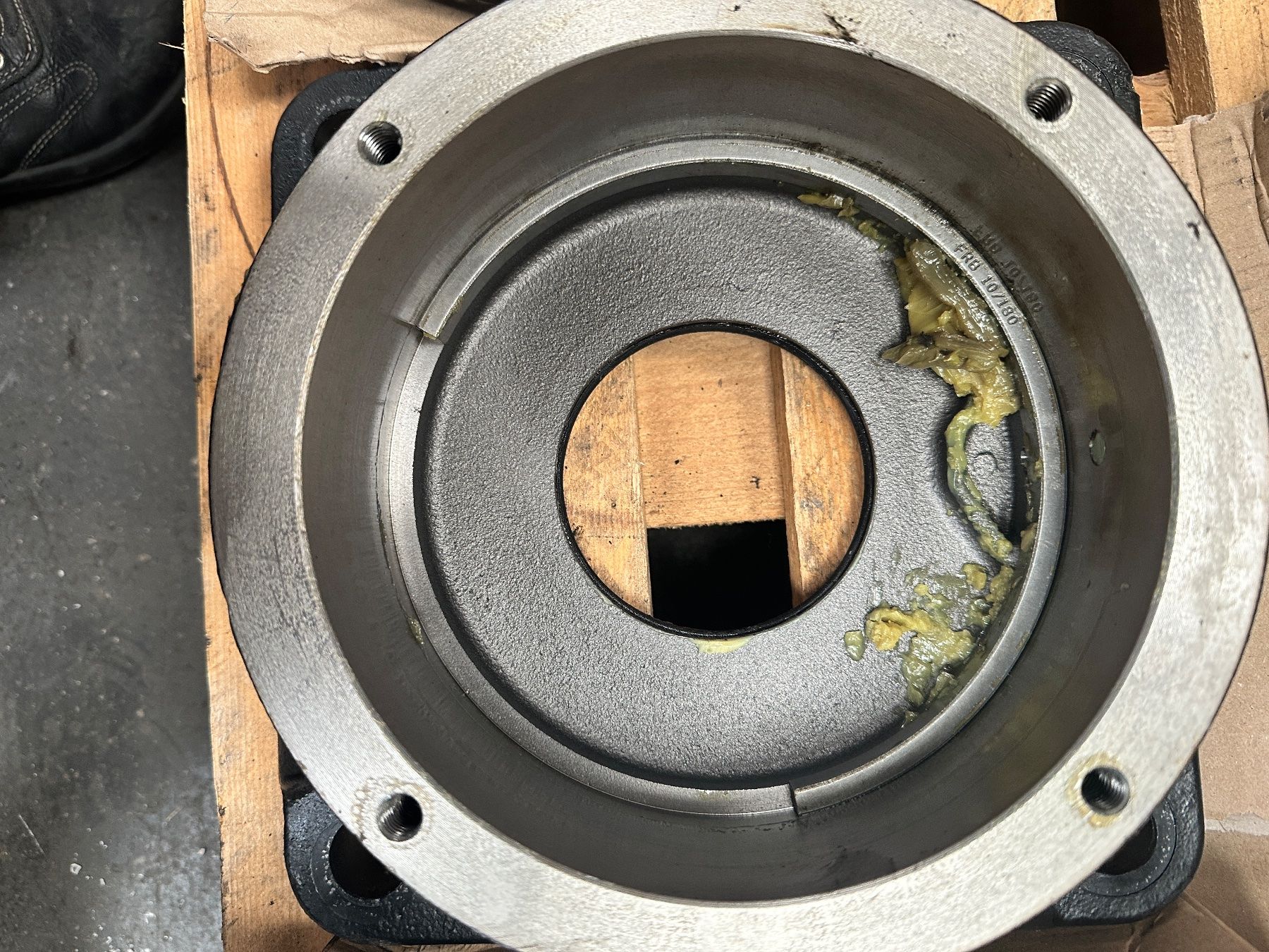 Altro per industria metallurgica: Flansch Werksnummer	FNL 520 B Hersteller	SKF – Usato da Basel venduto da MaschinenSchweiz 6