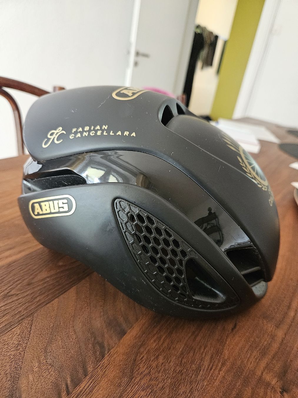 Abus Casques: Abus Velohelm – D'occasion à Luzern par blackcat010 6