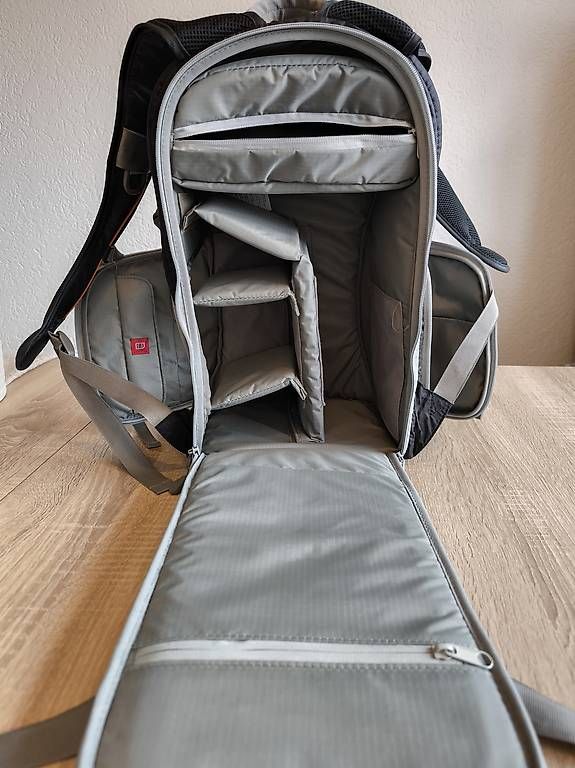 Zaini: Hochwertiger Kamerarucksack & gepolstert  – Usato da Seuzach venduto da Simon-08