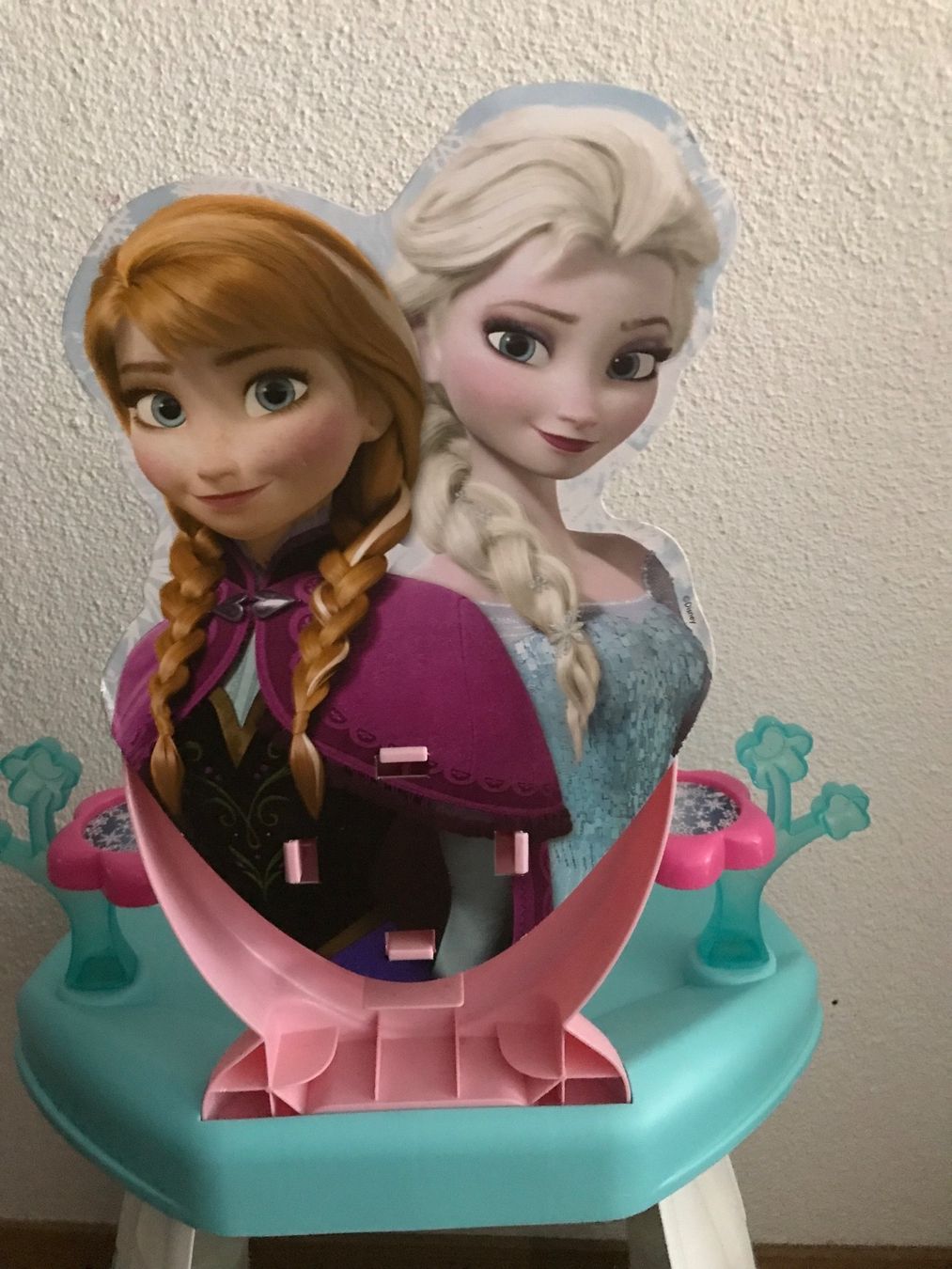 Schminktische: Kinder Schminktisch Frozen Elsa mit Hocker – Gebraucht aus Emmenbrücke von Hathor123 6