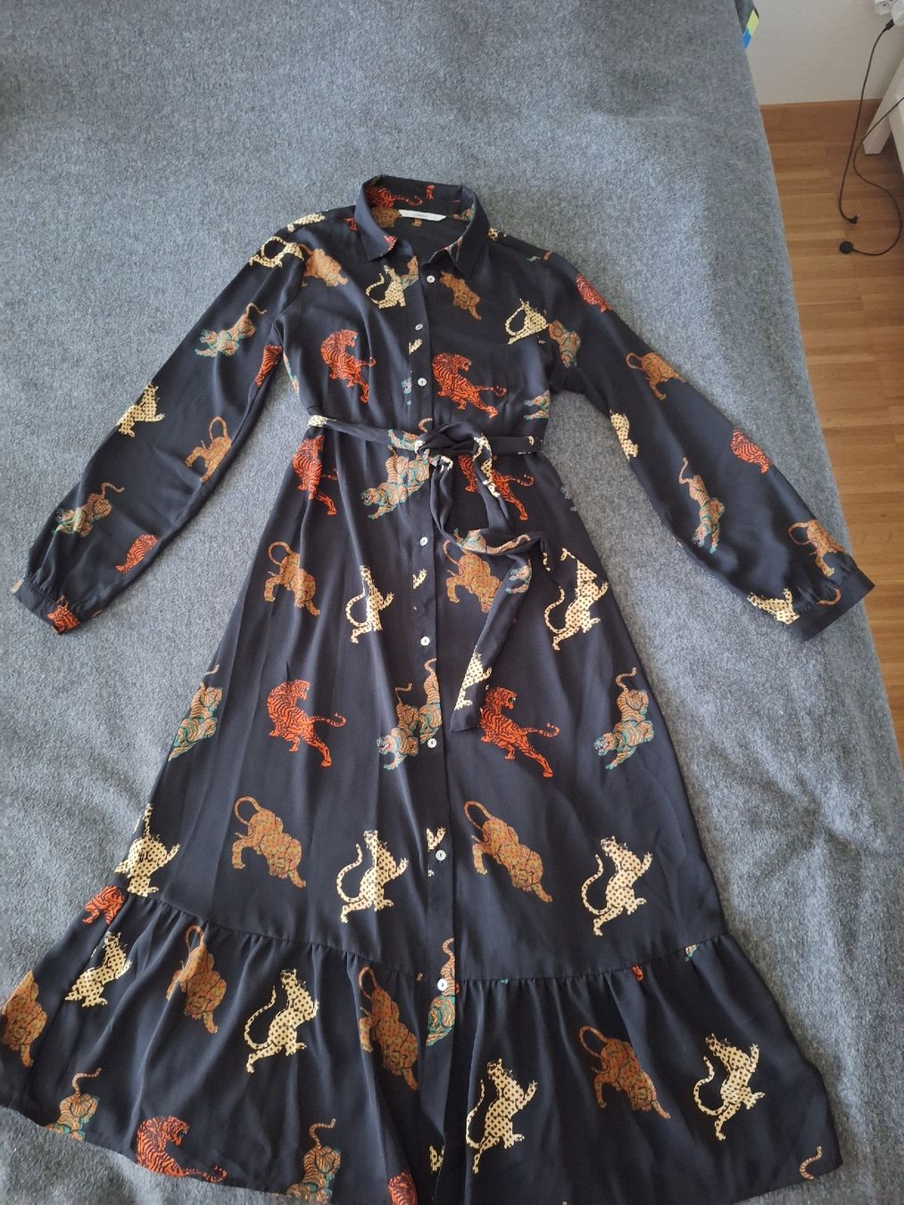 Only Robes: Maxikleid – D'occasion à Mumpf par SwissDi