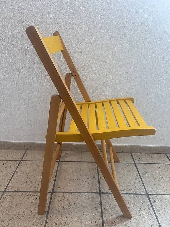 Sedie: Klappstuhl aus Holz – Usato da Zürich venduto da Tamara066 1