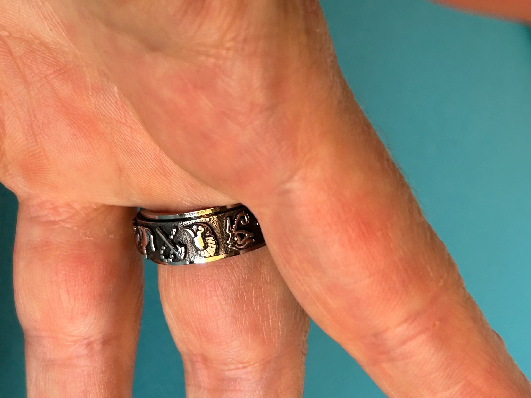 Anelli: Fingerring Edelstahl Glyphen (61) – Nuovo e nell'imballaggio originale da Laufen venduto da Bellavitaboom 5