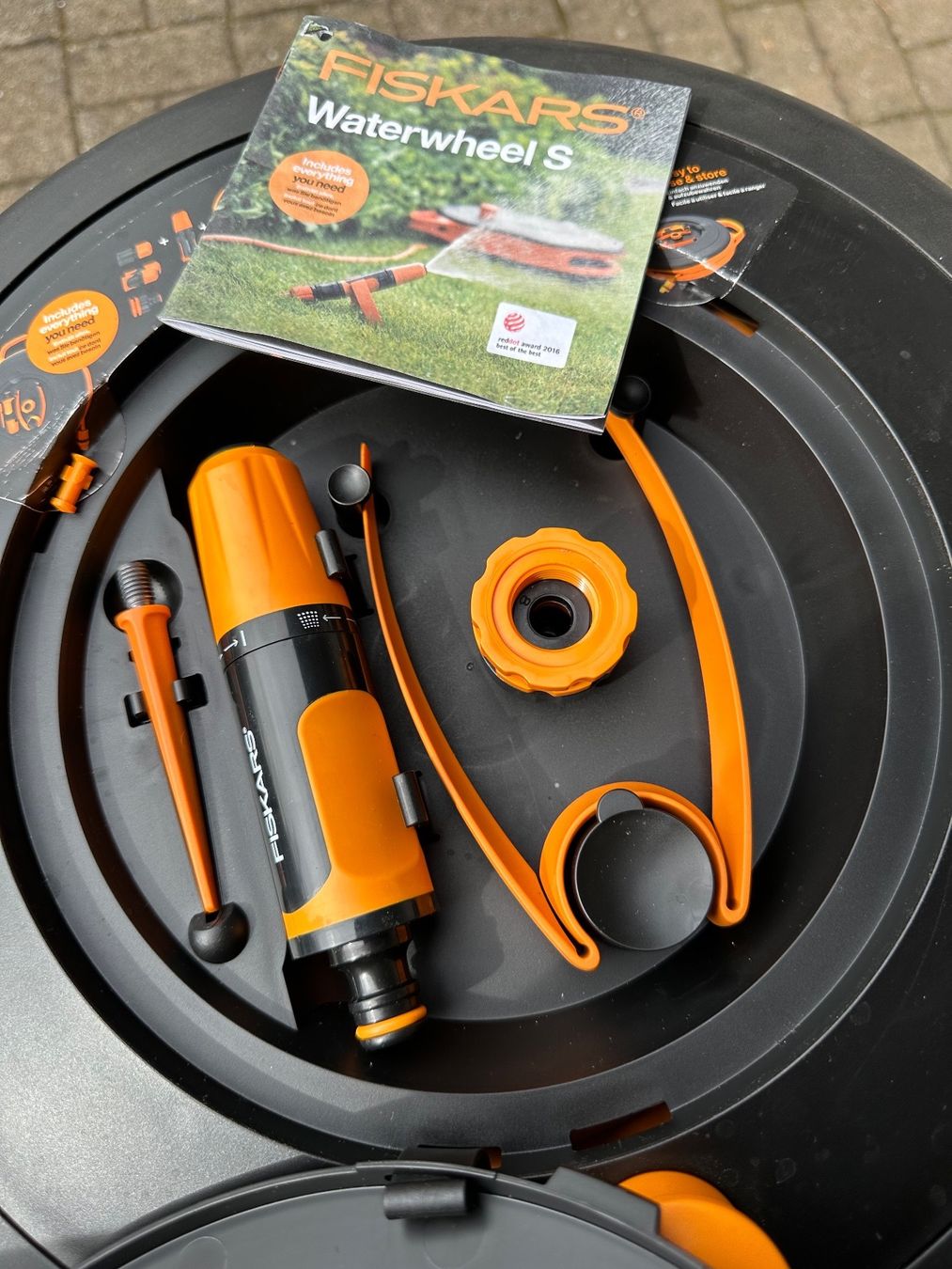 Tubi & Tubi flessibili: Fiskars Waterwheel S – Nuovo (secondo la descrizione) da Dottikon venduto da Maui-wowie 1