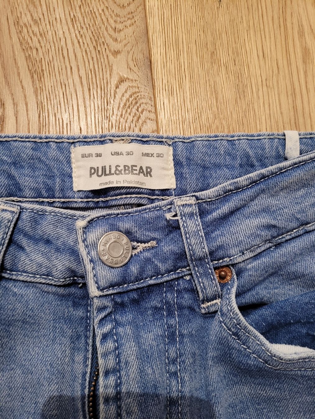 Pull&Bear Jeans: Pull&Bear Jeans, Slim Fit, hellblau, Gr. 38 – Usato da Büren NW venduto da nie_k6382 1
