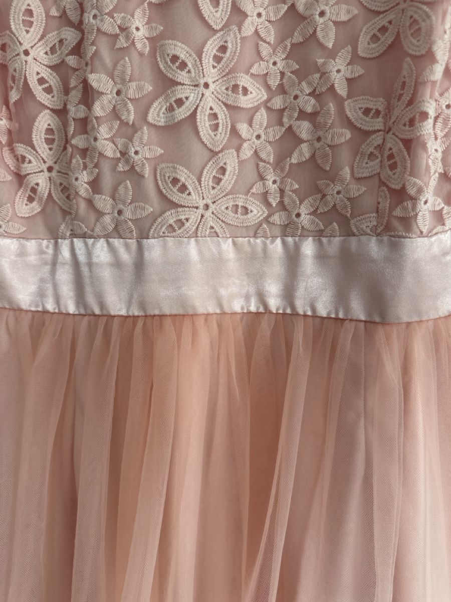 Vestiti: Kleid Grösse 44 – Usato da Gontenschwil venduto da Yoyo7555 1