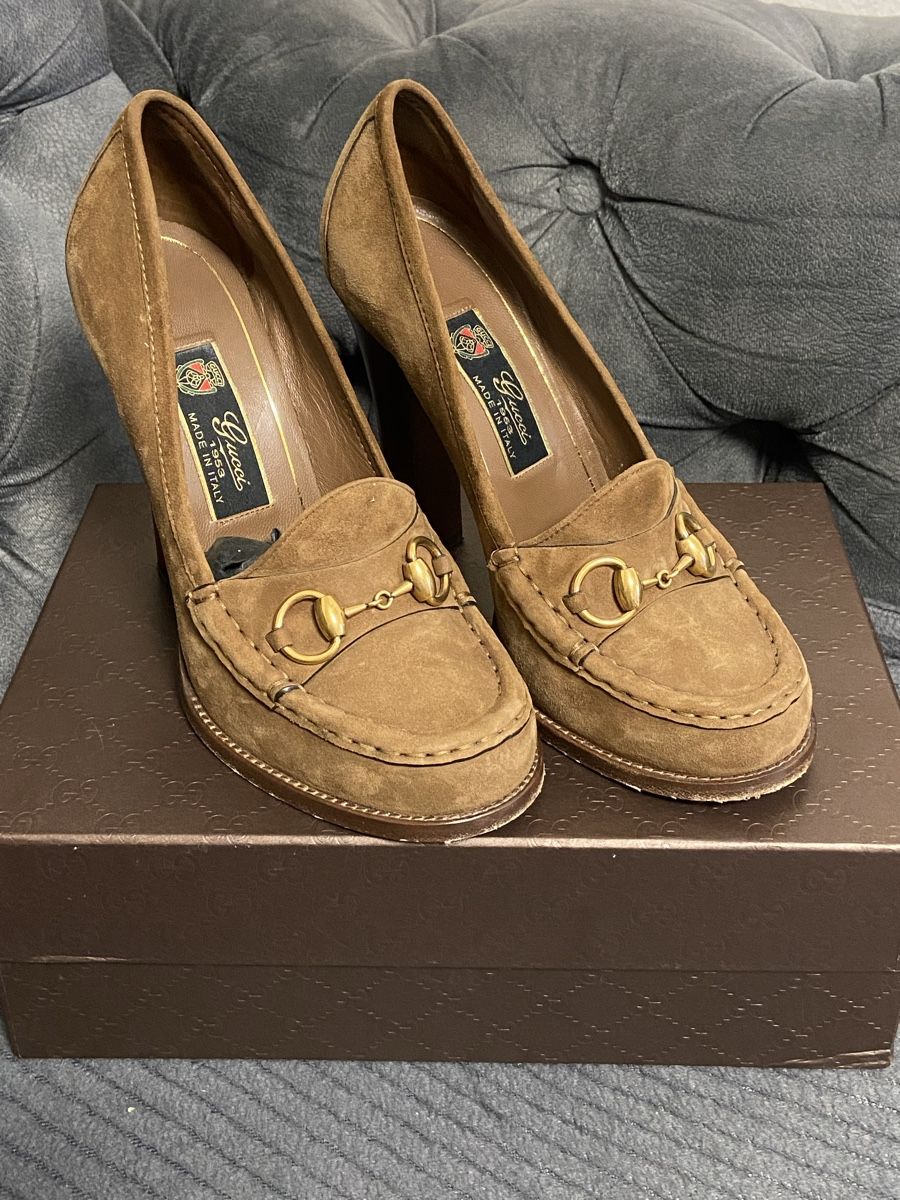 Gucci Scarpe da donna: Talon Gucci taille 39 – Usato da Montreux venduto da Perledor
