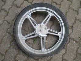 Mofa / Töffli Felge wohl Piaggio ?