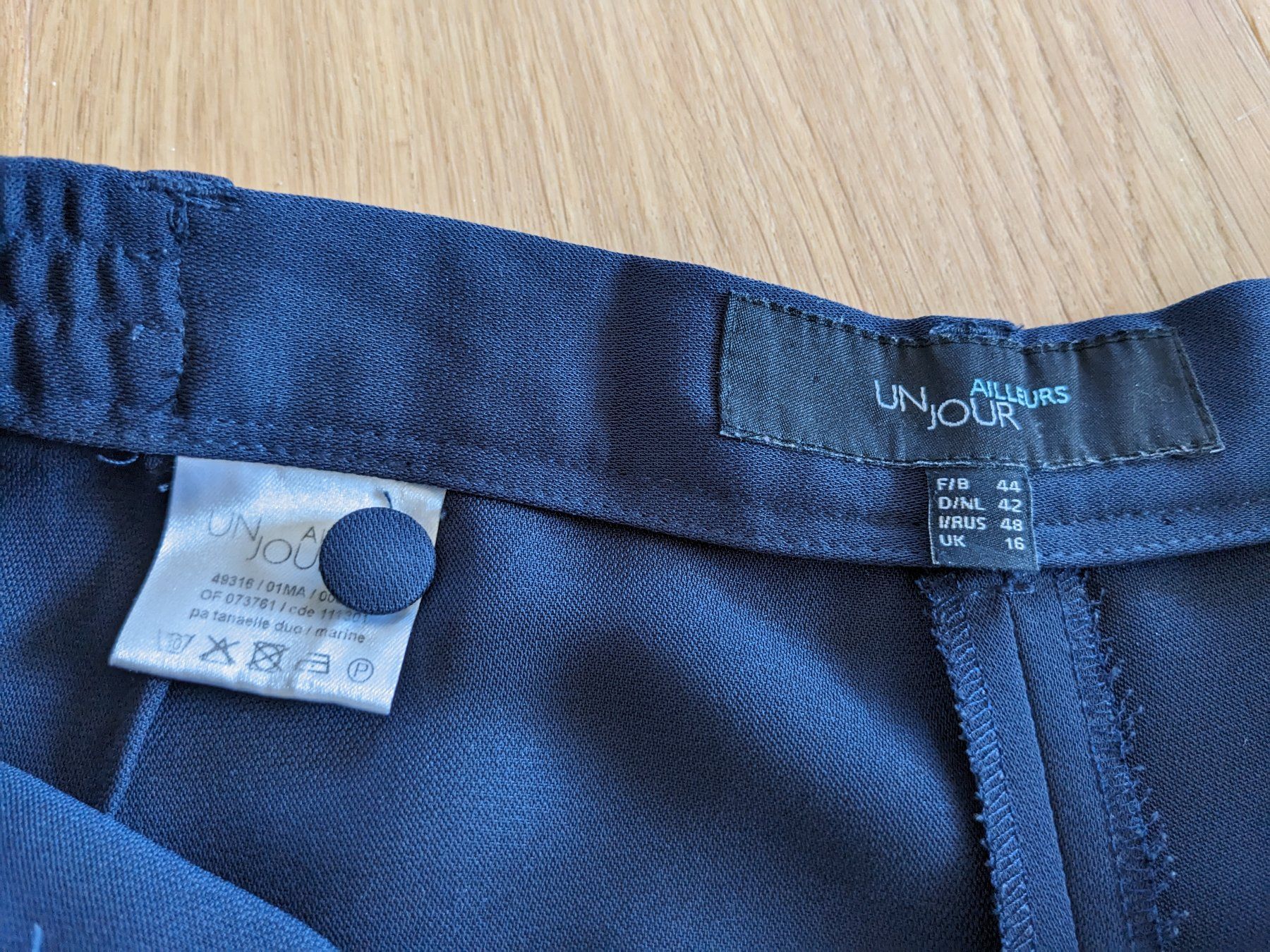 Hosen: Un jour ailleurs Stoffhose 42 – Gebraucht aus Lengnau AG von Nathi88 1