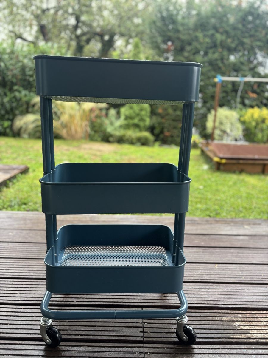 Ikea Carrelli di servizio: Ikea Servierwagen petrol – Usato da Dornach venduto da julie_90
