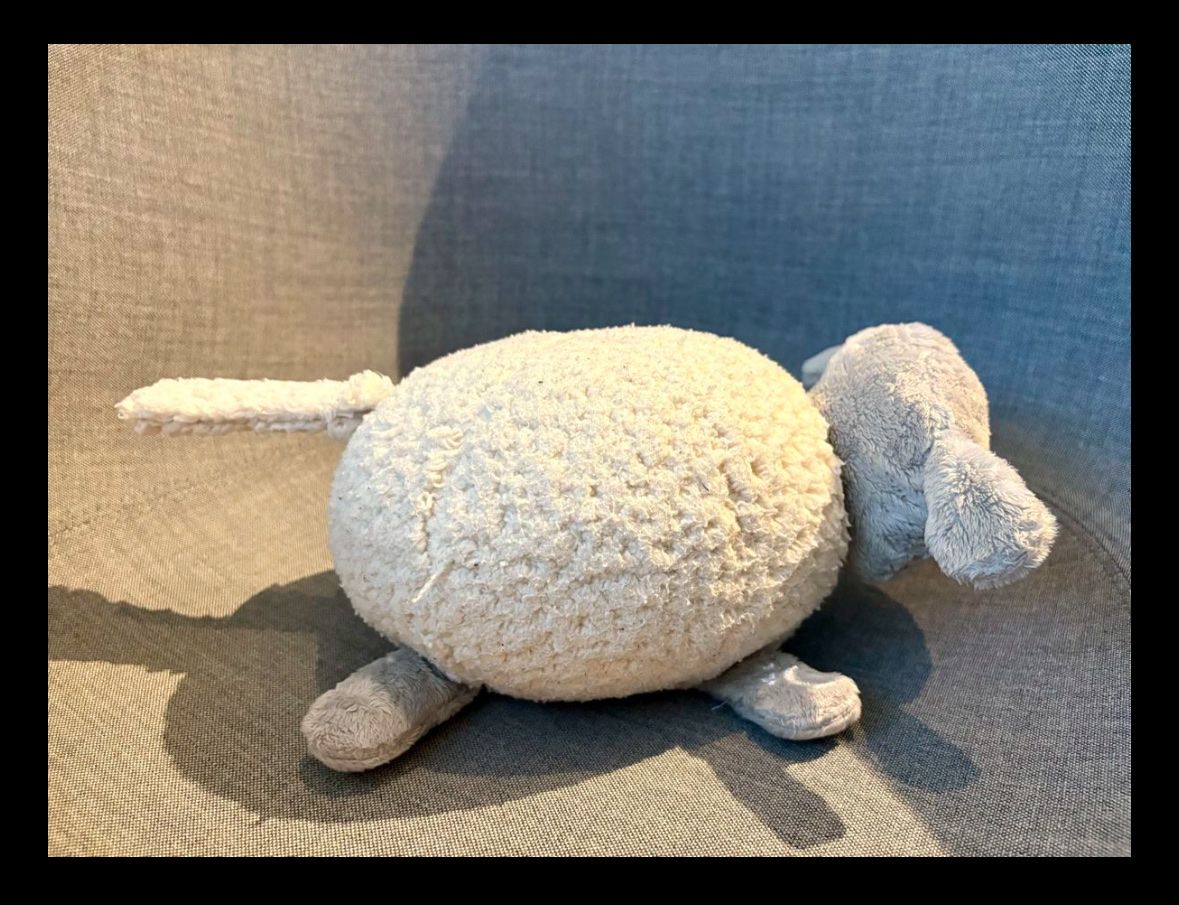 Giocattoli: Ewan sleeping sheep soft toy – Usato da Gryon venduto da zwi_2thk 1