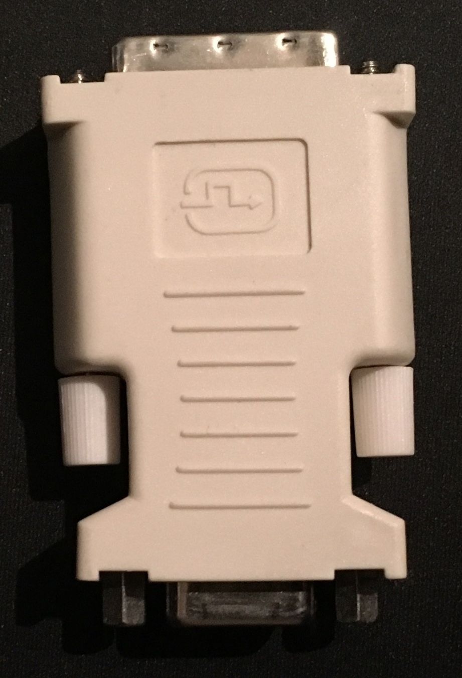 Unità & Adattatore: DVI - VGA Adapter – Usato da Winterthur venduto da YaV 2