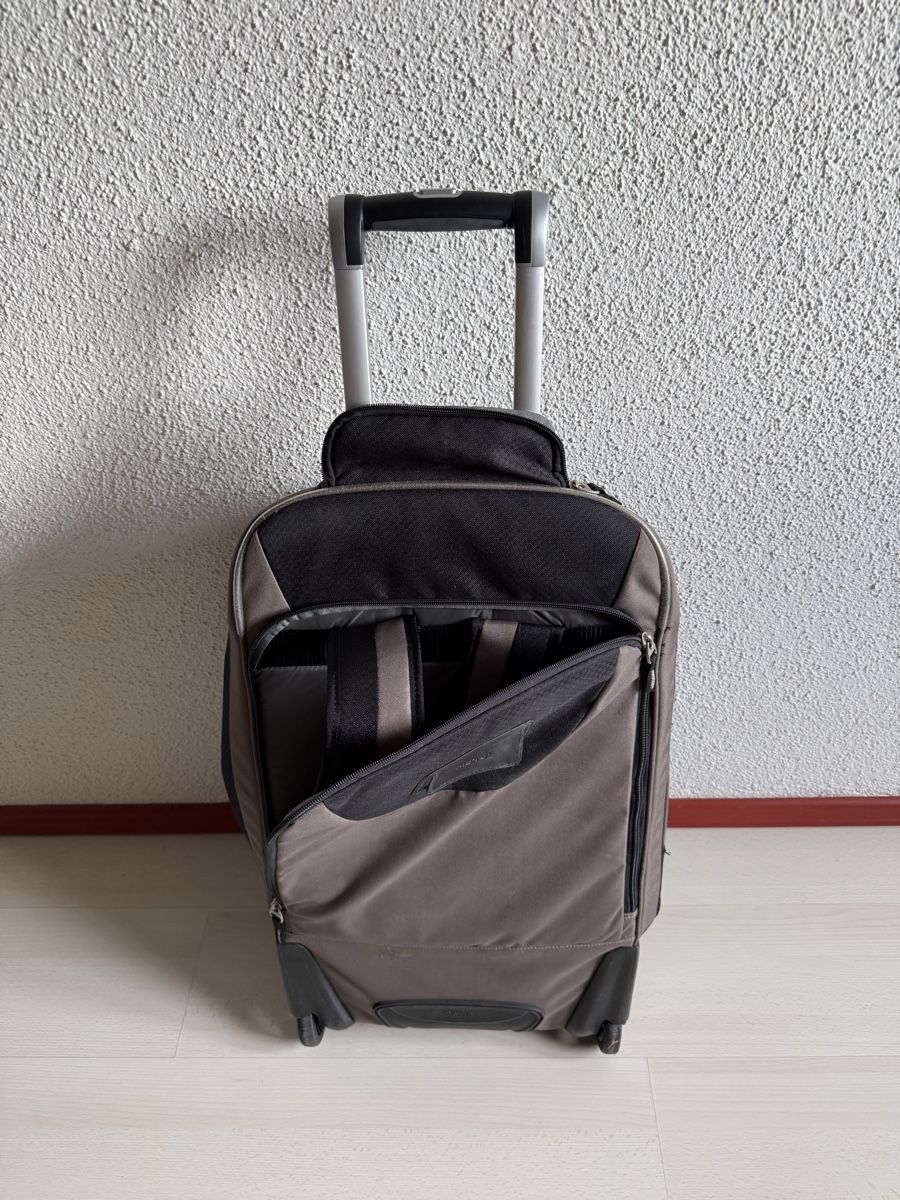 Altro in Aeronautica: meru Traveller Tasche/Rucksack – Usato da Elgg venduto da _Illy_