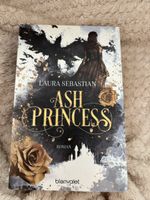 Ash Princess - Laura Sebastian (Roman,Top Zustand)