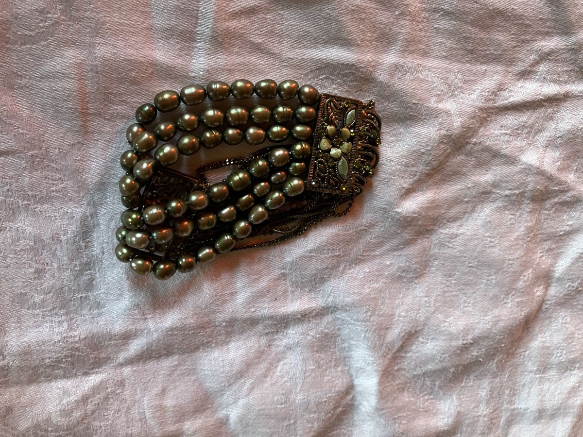 Bracelets: Armband mit 6 Strängen echten Süsswasserperlen – D'occasion à Bassersdorf par groovygremlin 5