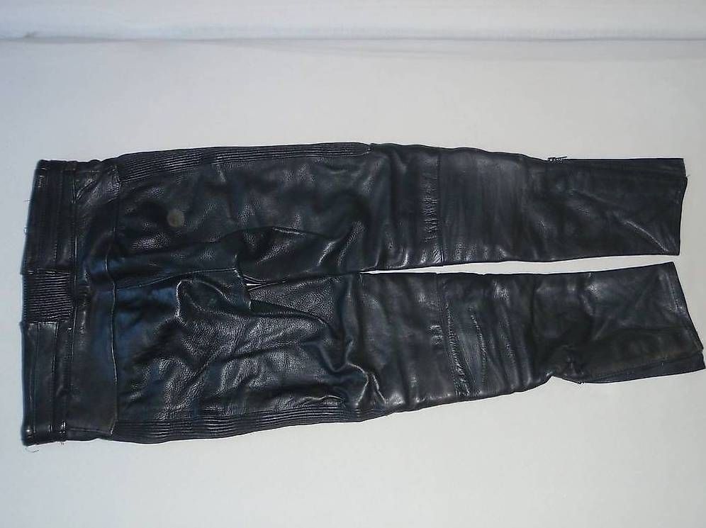 Pantaloni: Motorradhosen Leder Grösse M – Usato da Chur venduto da fitundheil 1
