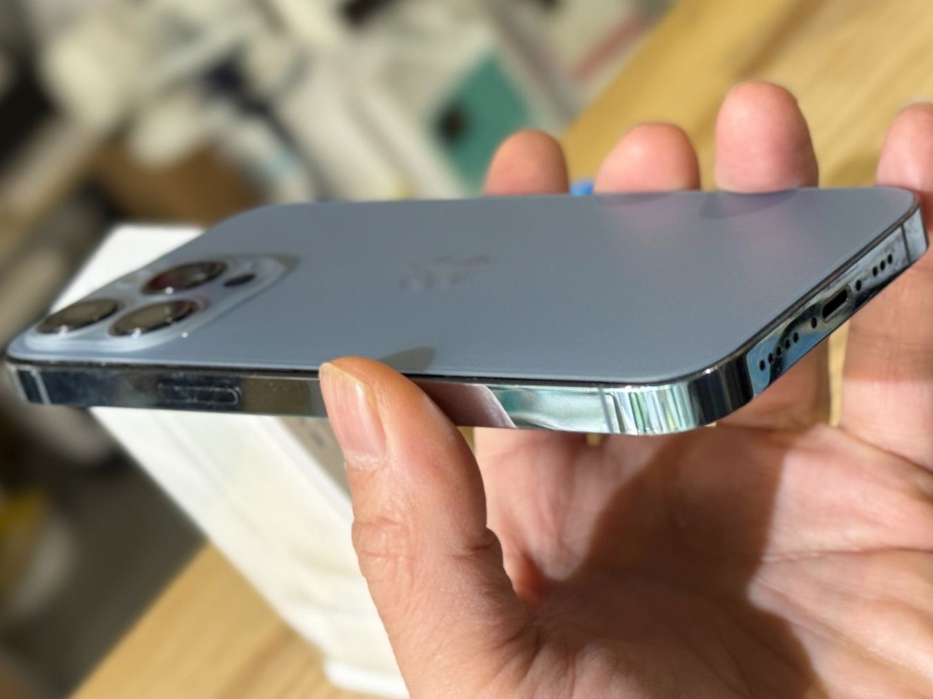 Covers & Schutzfolien: Châssis complet iPhone 13 Pro Bleu pas de rayure – Gebraucht aus Morges von DA-repa 3