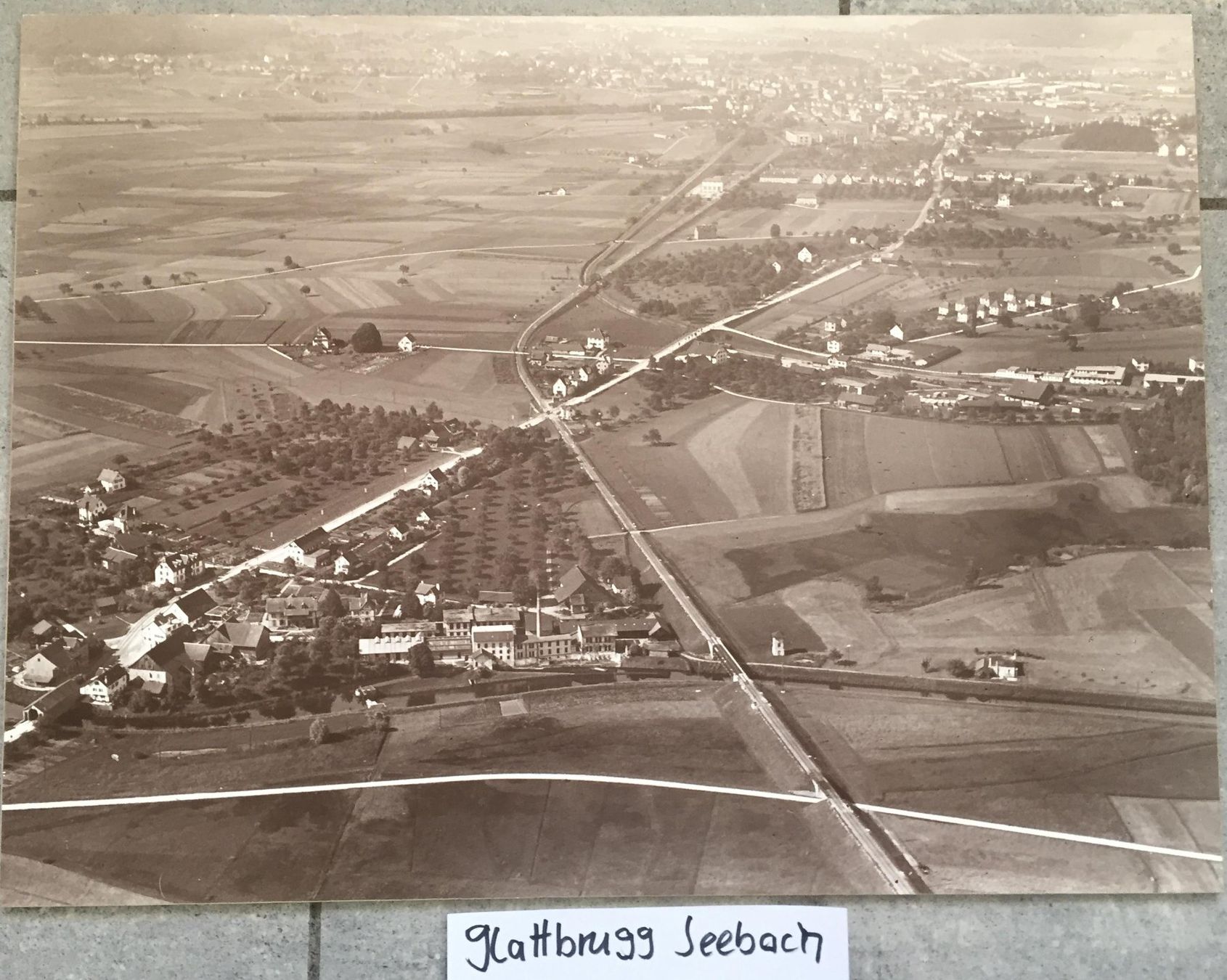 Foto & Immagini: Glattbrugg- Seebach Mittelholzer Bild – Usato da Bichelsee venduto da Gloeckner