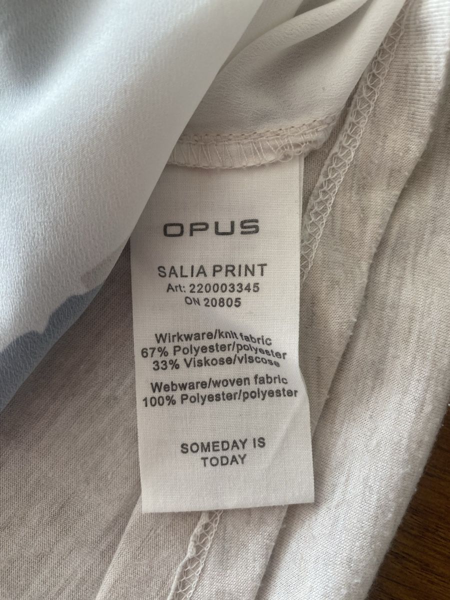 Opus T-Shirts: Viscose/Polyester sand farbig Gr. 44, Opus – Gebraucht aus Meggen von 6003Luzern 4