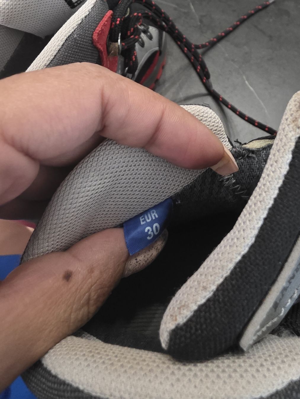 Herrenschuhe: kinder schuh – Gebraucht aus Niederhasli von Smile218 2
