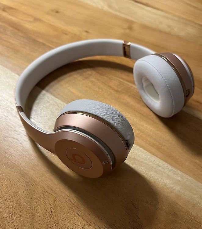 Beats Solo 3 Rosé Gold 3
