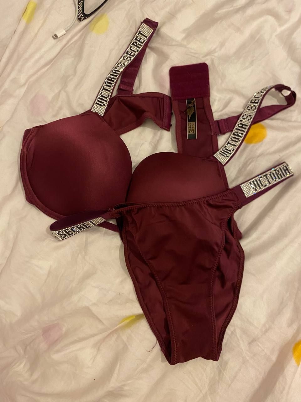 Victoria's Secret Sonstige Unterwäsche: Ensemble de lingerie – Neu (gemäss Beschreibung) aus Lausanne von nii_q8nl