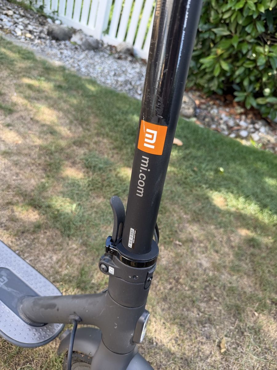Xiaomi Kickboard: Xiaomi Elektroroller gebraucht - TOP Zustand – Usato da Utzenstorf venduto da ybwarrior 1