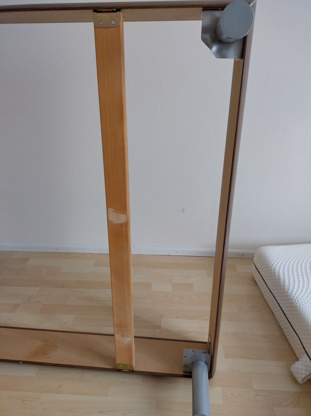 Betten: BETTGESTELL 120 x 200 cm – Gebraucht aus Oberwil BL von Fgquerschleeger 3
