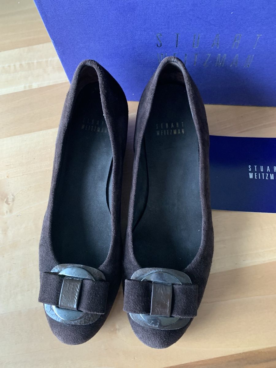 Stuart Weitzman Scarpe da donna: Stuart Weitzman Wildleder Pumps Gr. 37,5 braun – Nuovo (secondo la descrizione) da Mettmenstetten venduto da _4_YOU_ 1