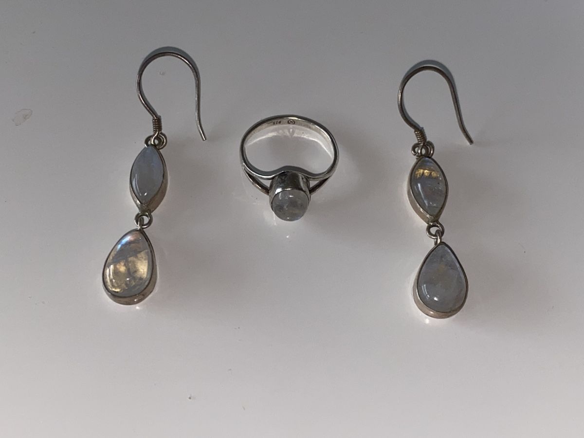 Sonstiger Schmuck: Mondstein Schmuckset, Ring und Ohrringe, 925er Silber – Gebraucht aus Läufelfingen von Alles_Garantie 1
