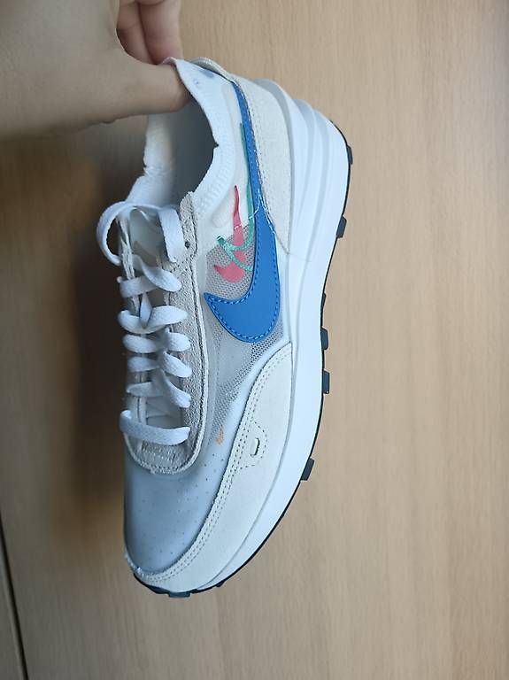 Scarpe da uomo: Nike Waffle One Sneakers size 39 – Usato da Glattbrugg venduto da cam_wsk9 1