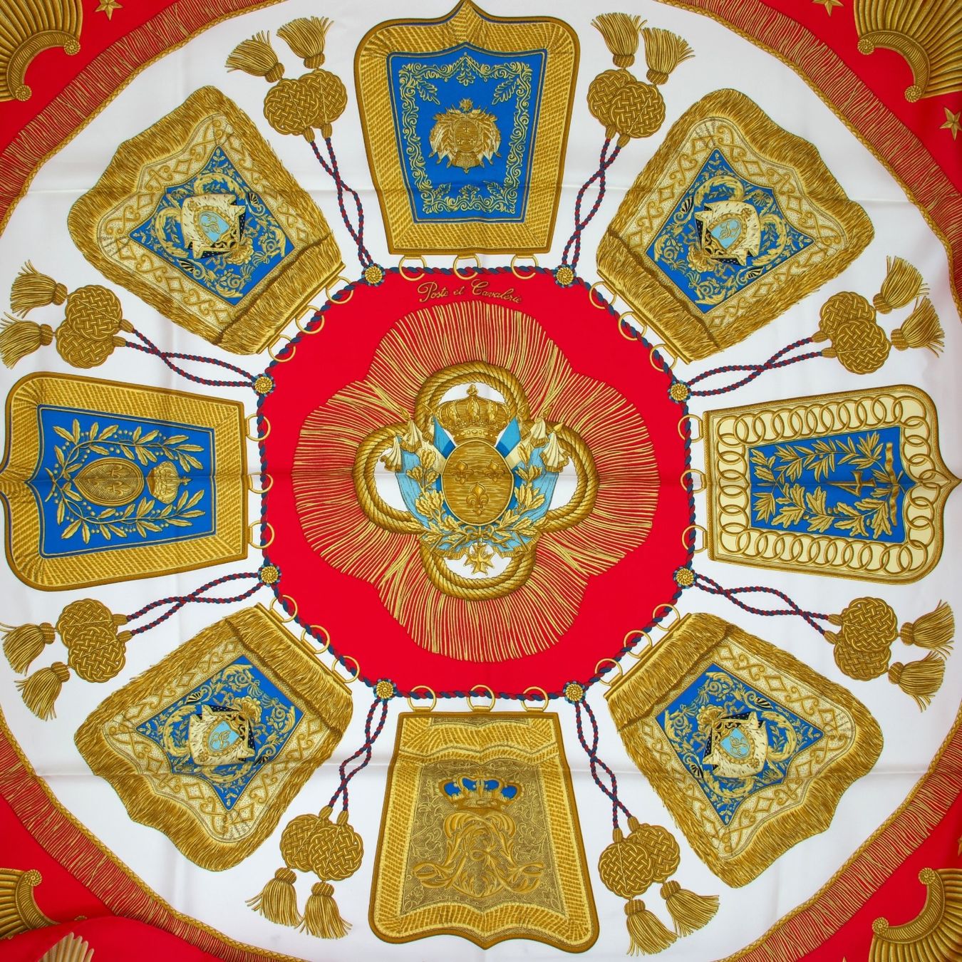 Hermès Foulard & Sciarpe: Hermès Carré "Poste et Cavalerie" rot – Usato da Binningen venduto da Designerlabels 4