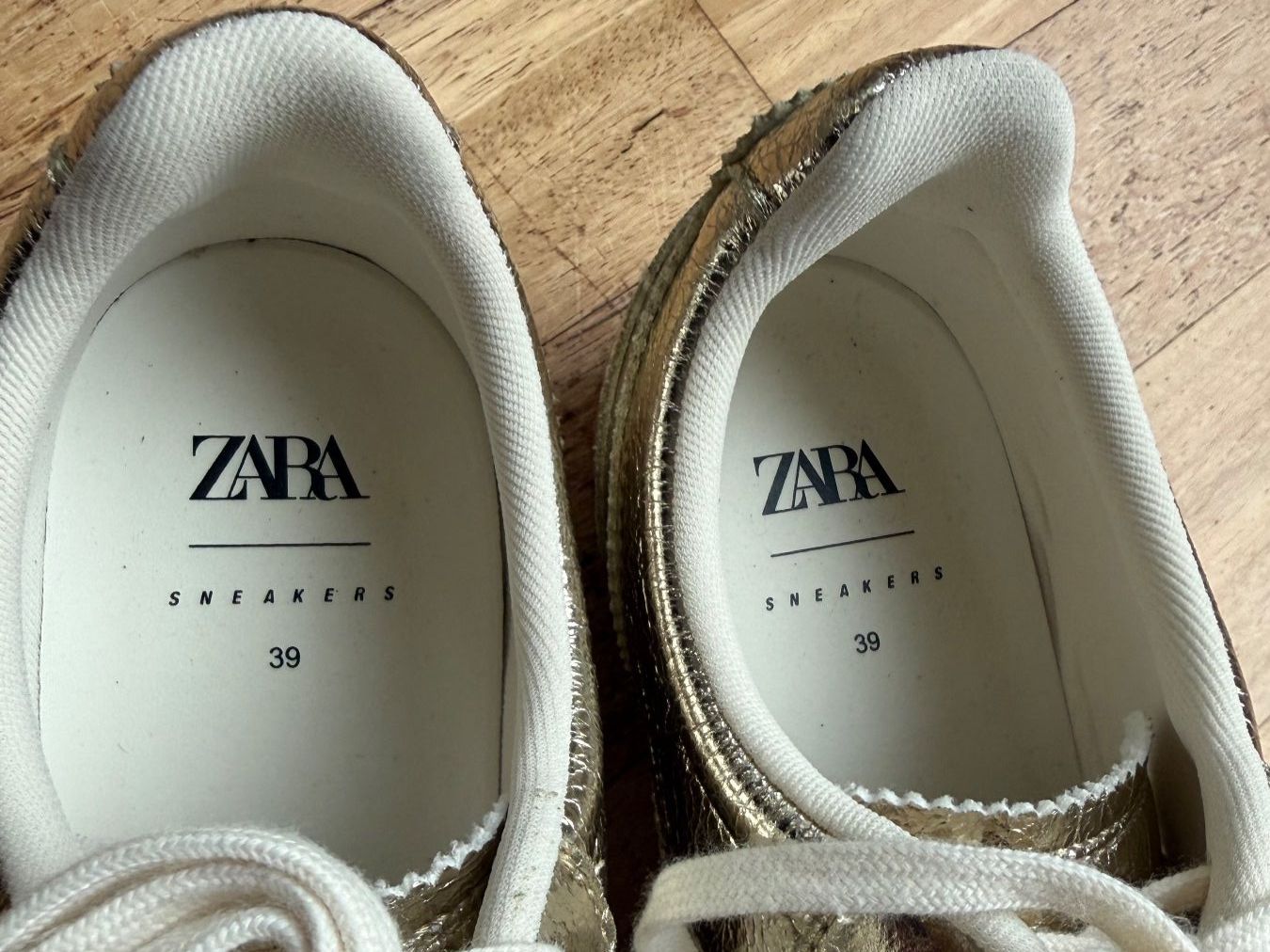 Zara Scarpe da donna: Sneaker gold metallic – Nuovo (secondo la descrizione) da Gockhausen venduto da Timiboy4 2
