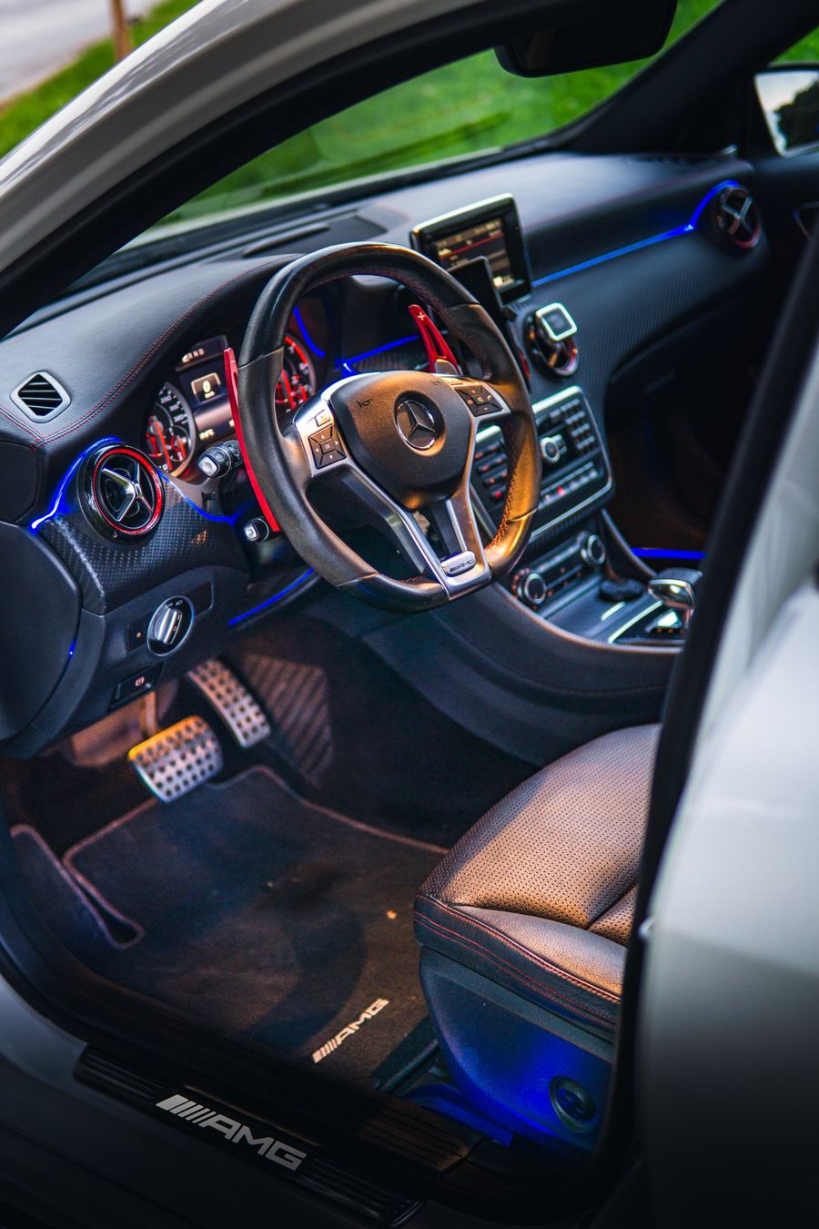 Mercedes-Benz Automobili: Mercedes A45 AMG mit STERNENHIMMEL – Usato da Deitingen venduto da 20dominic00 3