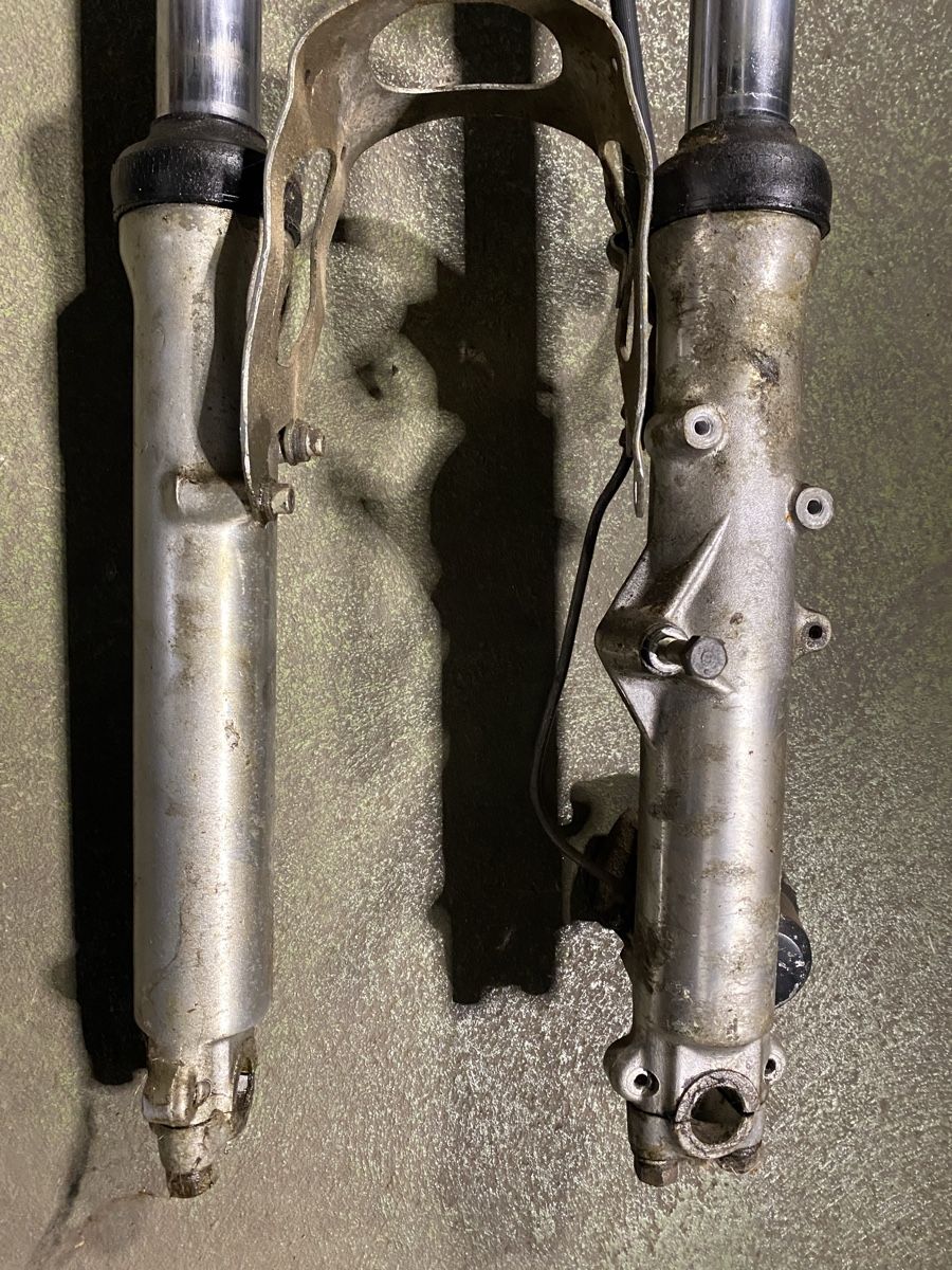 Honda Toutes les pièces détachées moto: Honda Gabel – Défectueux à Aeschlen par rudemood 1