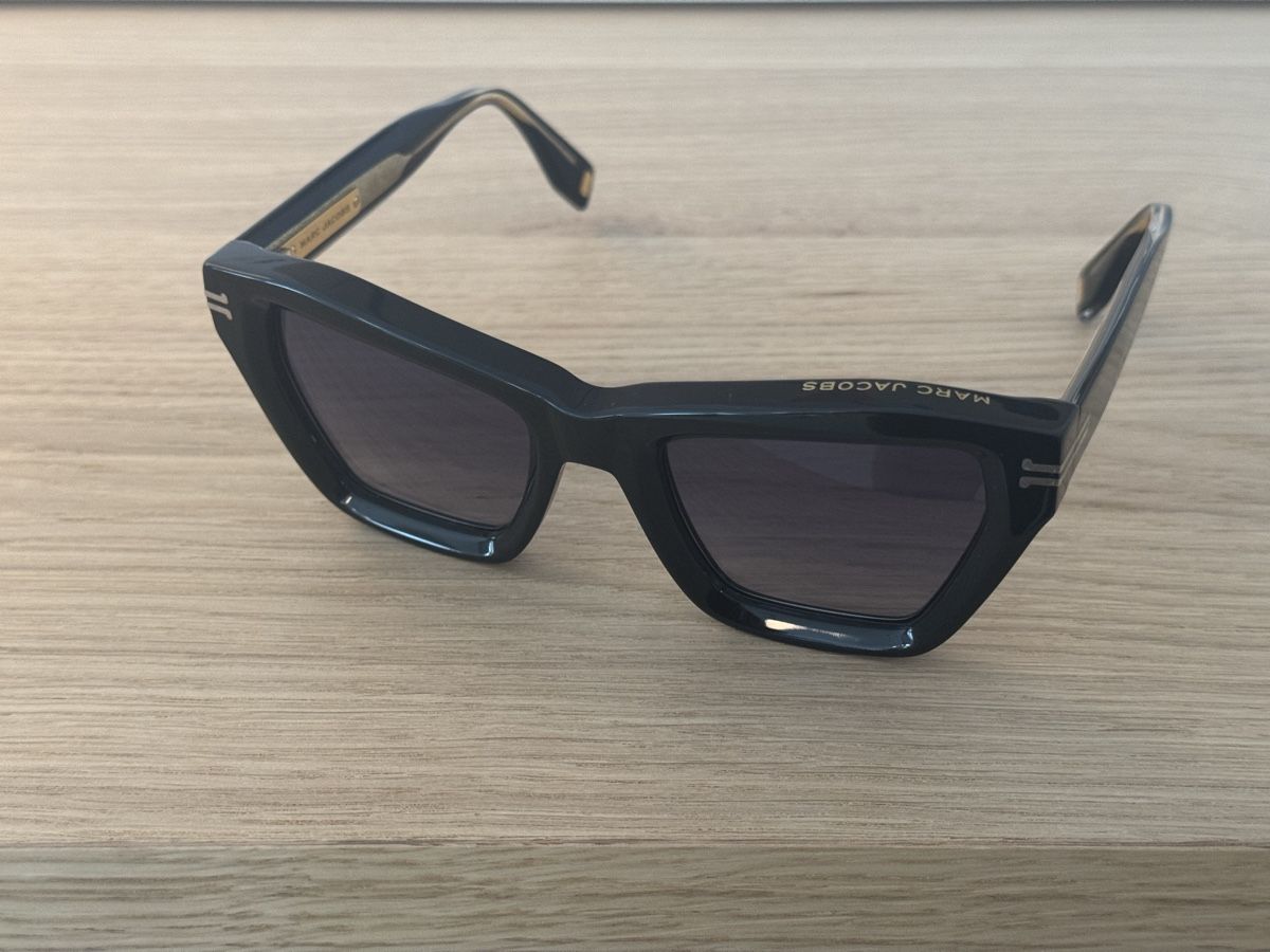 Marc Jacobs Occhiali & Lenti: Marc Jacobs Sonnenbrille Cateye schwarz – Nuovo (secondo la descrizione) da Kloten venduto da BLarsonneur 1