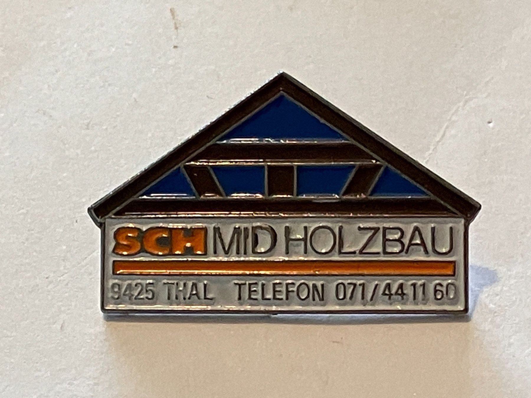 Placchette & Badge: 1 Pin Schmid Holzbau Thal – Usato da Basel venduto da djwwpp