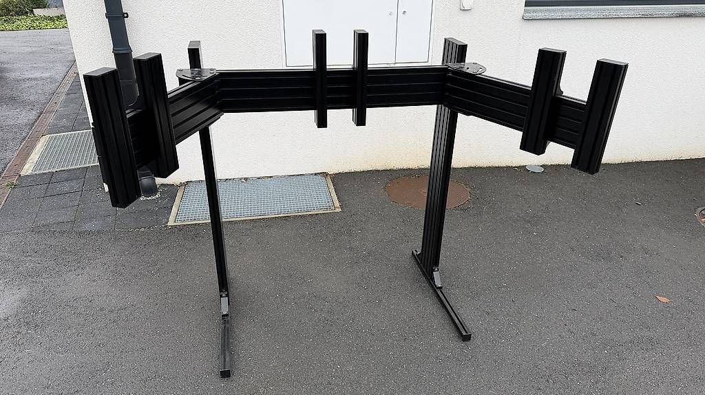 Staffa per monitor: JCL SimRacing Support triple écrans 32" à 50"	  – Nuovo e nell'imballaggio originale da Sion venduto da Bubbach 1