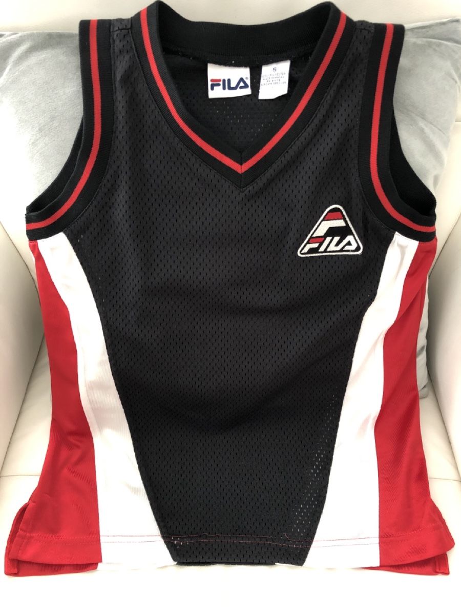 Top: Fila Tricot – Usato da Bettwiesen venduto da cofrarium