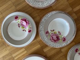 Dinner Plates Set of 14 PIP STUDIO