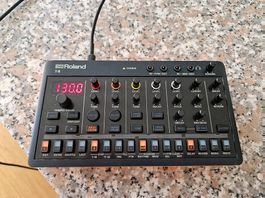 Roland T-8